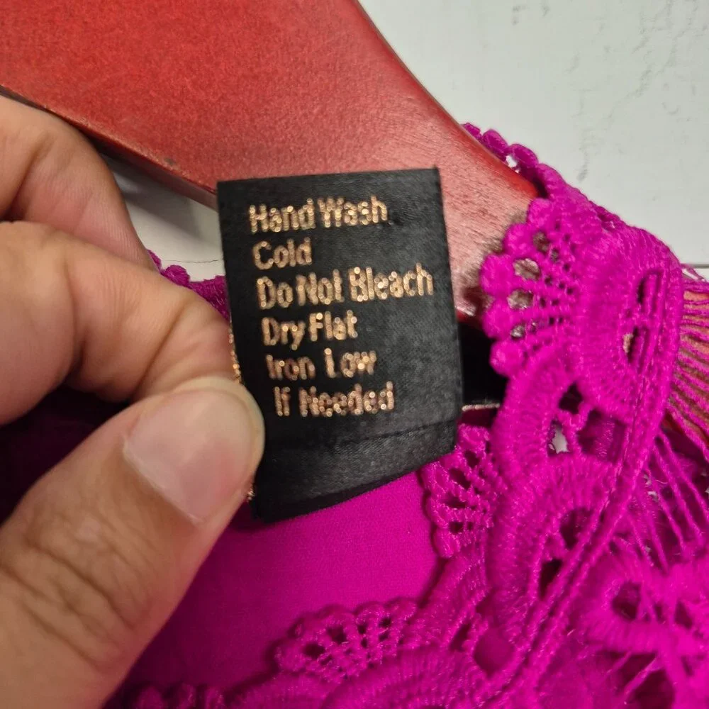 Rain Womens Fuchsia Crochet Lace Cap Sleeve Blouse L - Picture 7 of 7